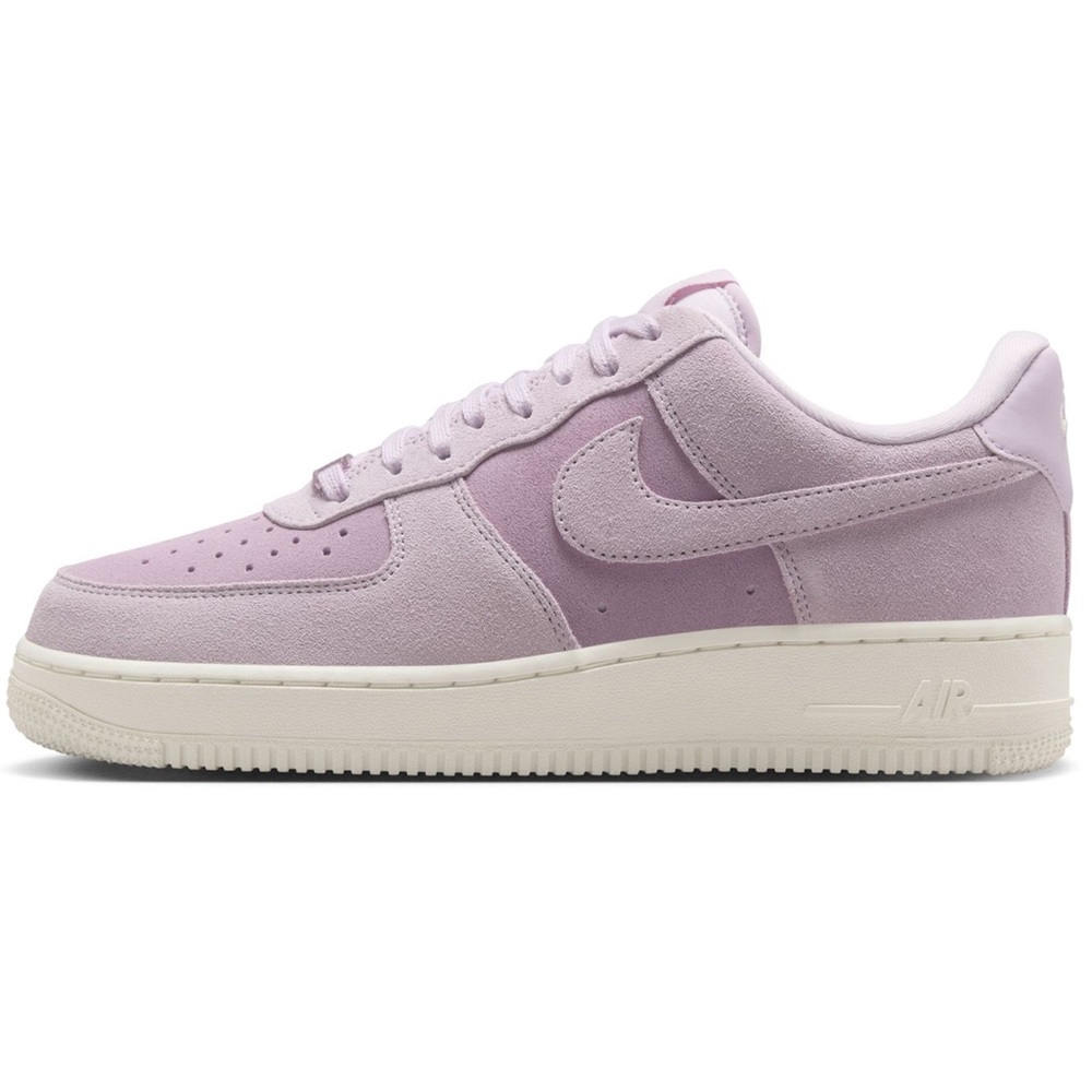 Nike Air Force 1 '07
